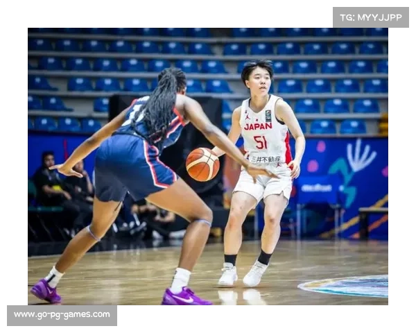 日本女篮抵达深圳行李箱内惊现300个训练用篮球引发关注 日本女篮抵达深圳行李箱内惊现300个训练用篮球引发关注